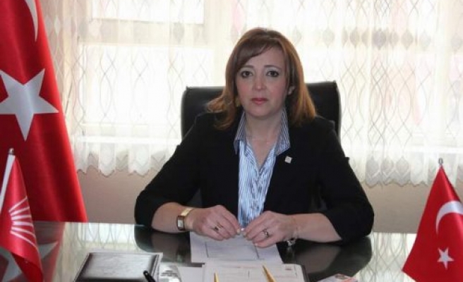 CHP’li kadınlar Meclis'te yaşanan şiddeti kınadılar