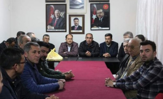 MHP Teşkilatı AK Parti'yi Ziyaret Etti