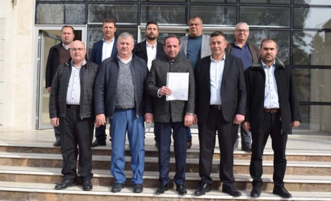 Şoförlerin Odası Başkanı Ahmet Sert mazbatasını aldı