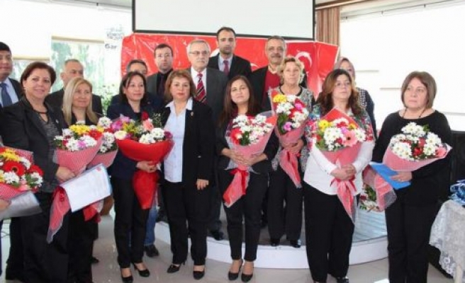 MHP İl Kadın Kolları Başkanı Hatice Çiçekdemir; “Biz ölmedik biz ayaktayız”
