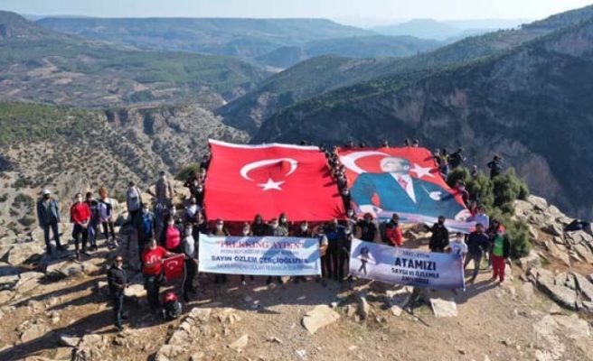 Aydın'da Ata'ya Saygı yürüyüşü yapıldı
