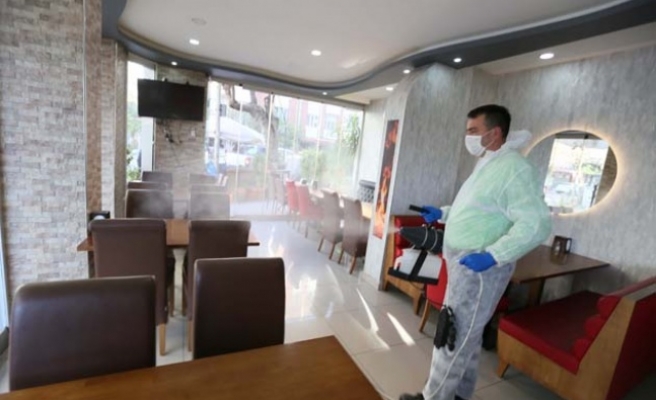 Efeler Belediyesi Kapılarını Yeniden Açan İşletmelerde Önlem Alıyor
