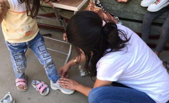 Çine Belediyesi’nden çocuklara bayramlık ayakkabı