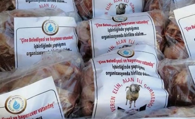 Belediye, Kurban etlerini ihtiyaç sahiplerine dağıttı