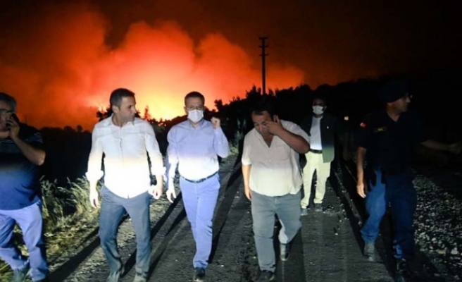 Vali Aksoy, Bozdoğan bölgesi yangınında incelemelerde bulundu