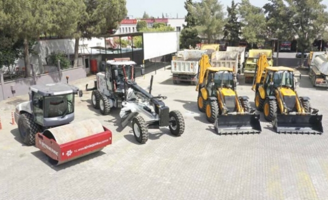 Aydın Büyükşehir Belediyesi Araç Filosunu Yeni İş Makineleri İle Genişletiyor