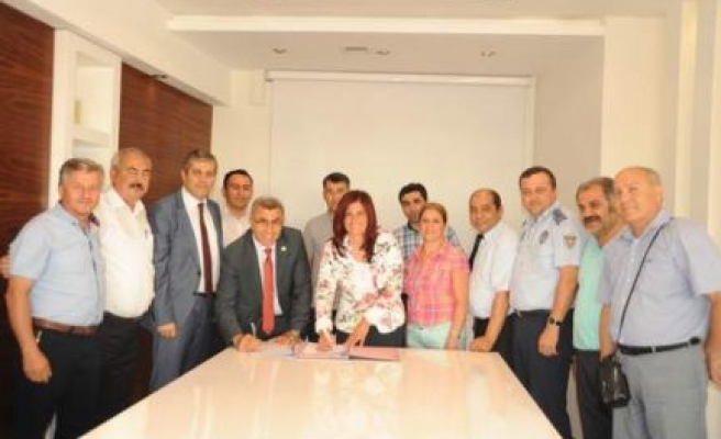 Aydın Büyükşehir Belediyesi İle Tüm Yerel- Sen Sosyal Denge Sözleşmesi İmzaladı 