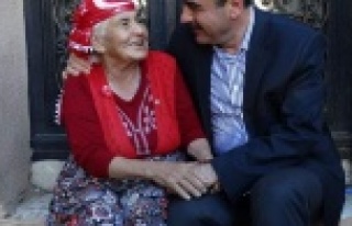 Vekil Mehmet Erdem Kadınlar Gününü Kutladı