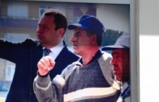 CHP’nin, Seçim Afişlerindeki Fotoğraflarımız...