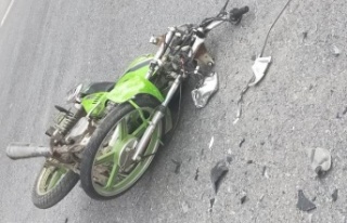 Otomobil ile motosiklet çapıştı: 1 ağır yaralı
