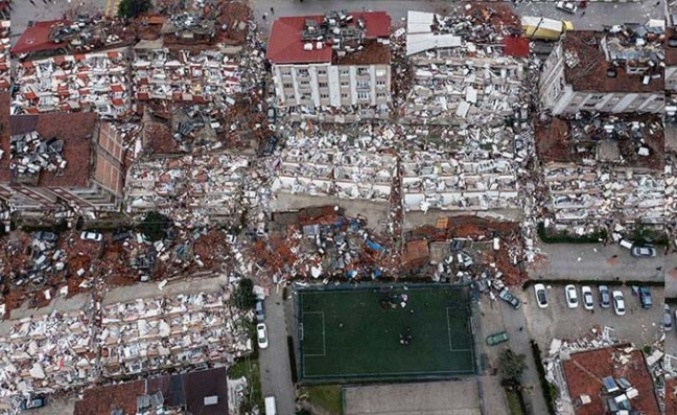 10 ilde, depremde hayatını kaybedenlerin sayısı 1651'e yükseldi